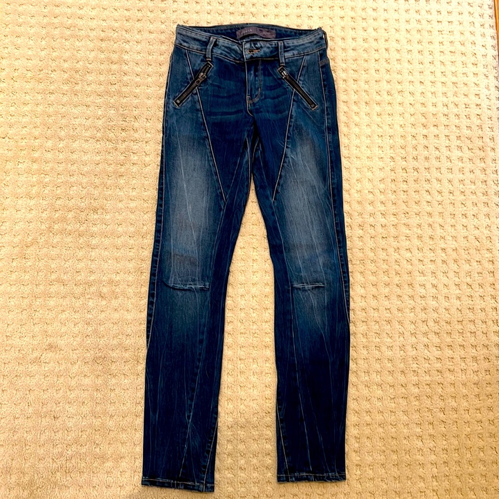 Brand new Guess skinny jeans